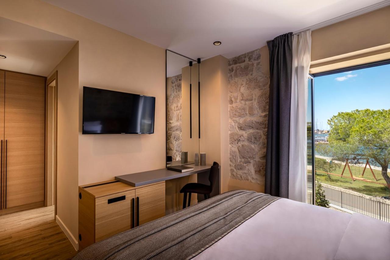 Dunatovi Dvori Heritage Hotel Preko Bagian luar foto
